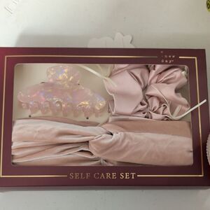 A New Day Blush Self Care Set
